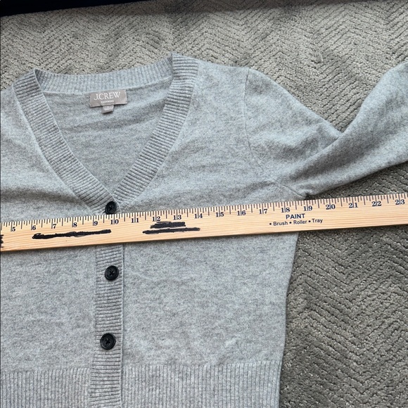 J.Crew Cashmere Cardigan Womens Small Gray Cropped Button Front - Picture 4 of 11